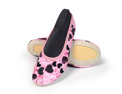 baletki tkanina różowe serca